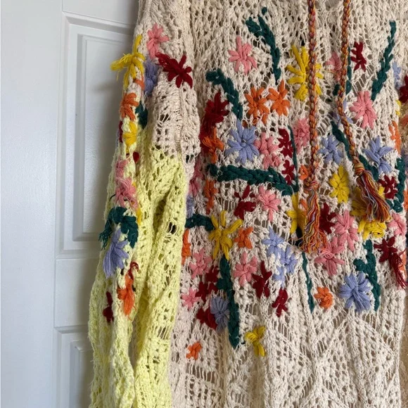 Free People Wild Meadow hoodie. medium. See photos and description - Picture 7 of 13